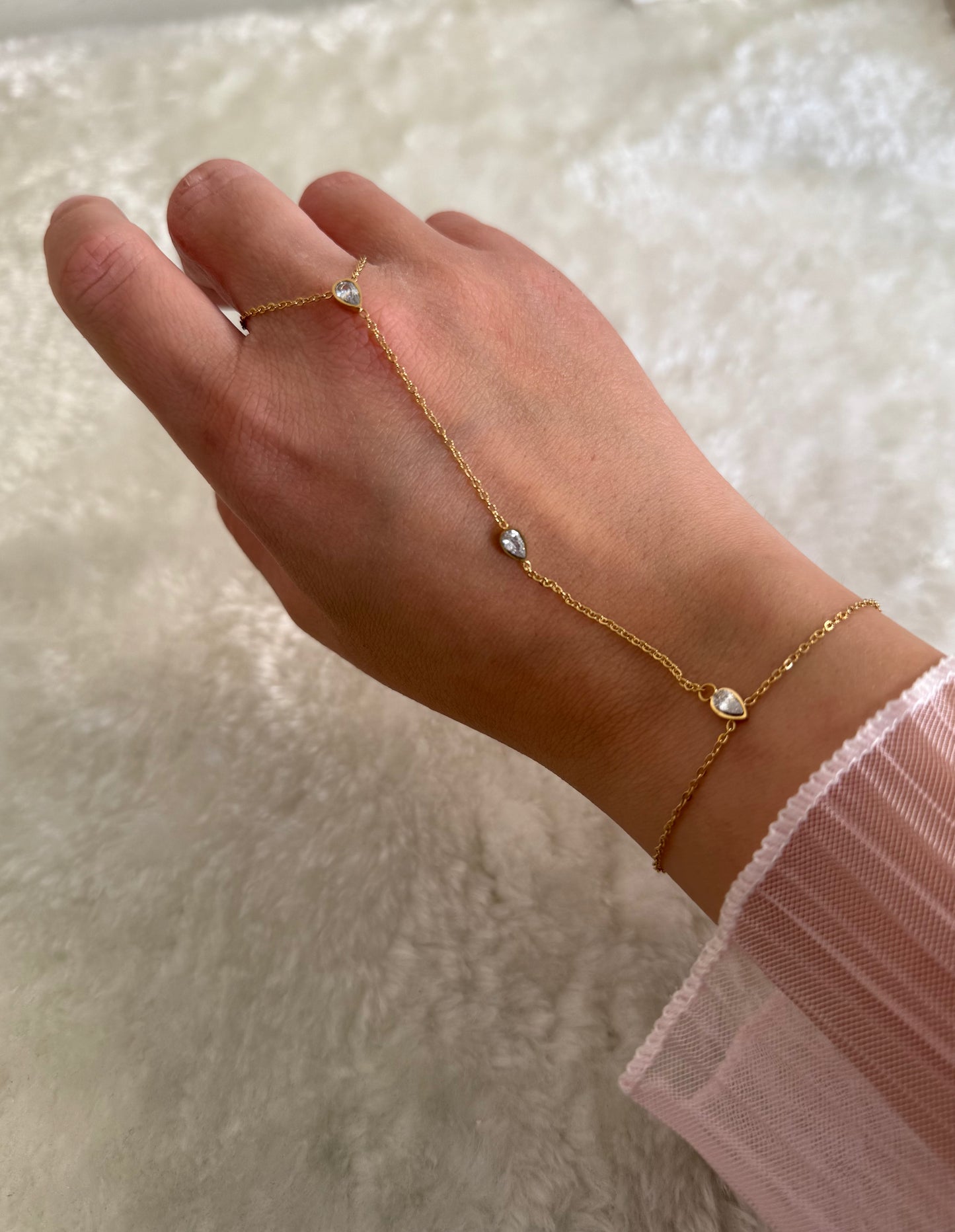 Bracelet chaine de main Lexy