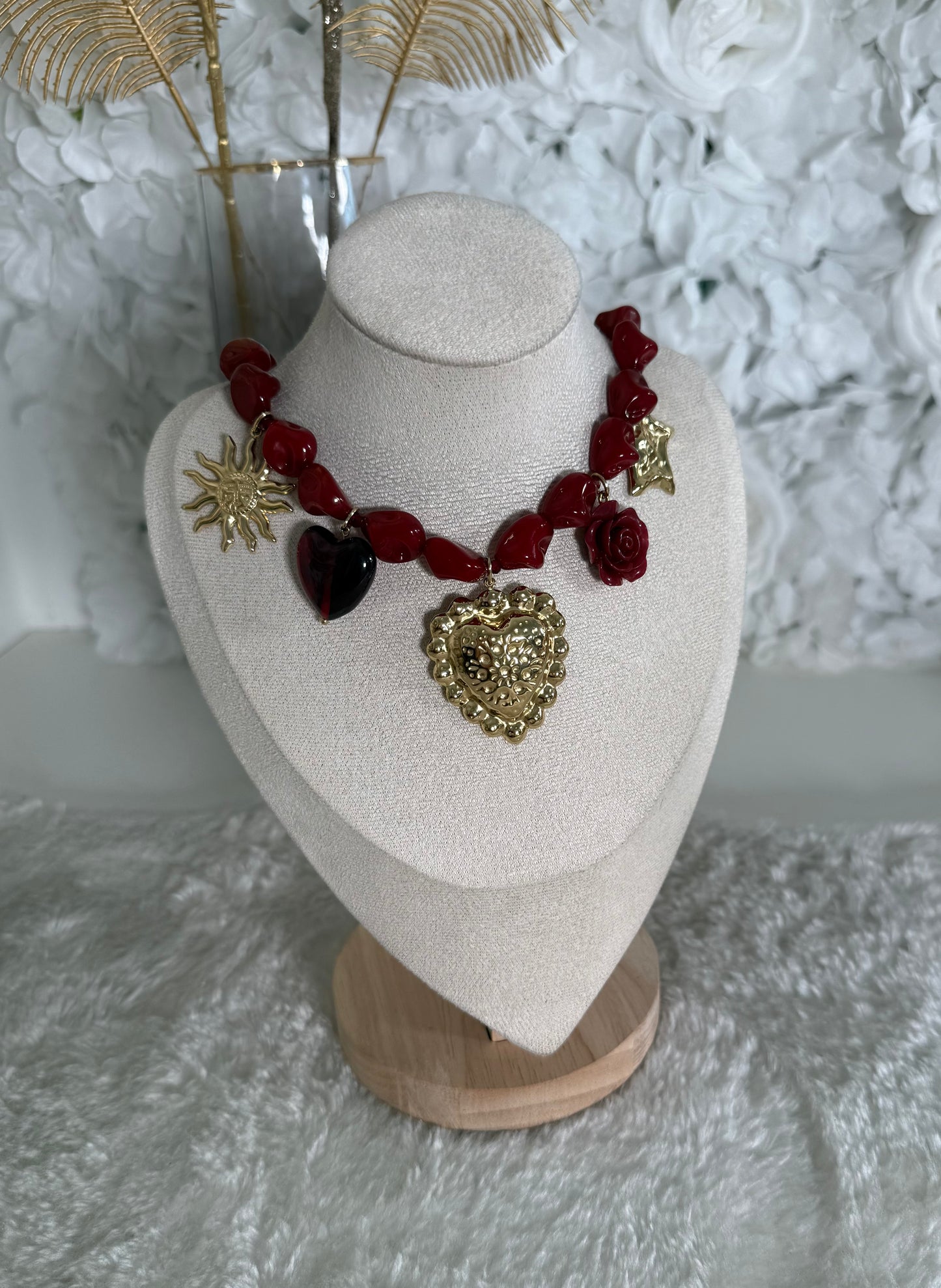 Collier Sansa bordeau