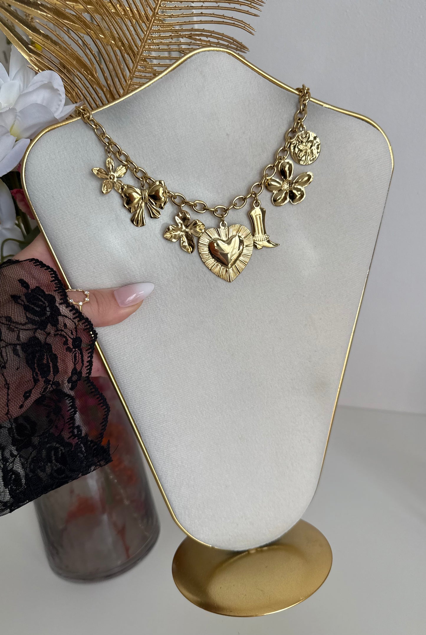 Collier Brenda