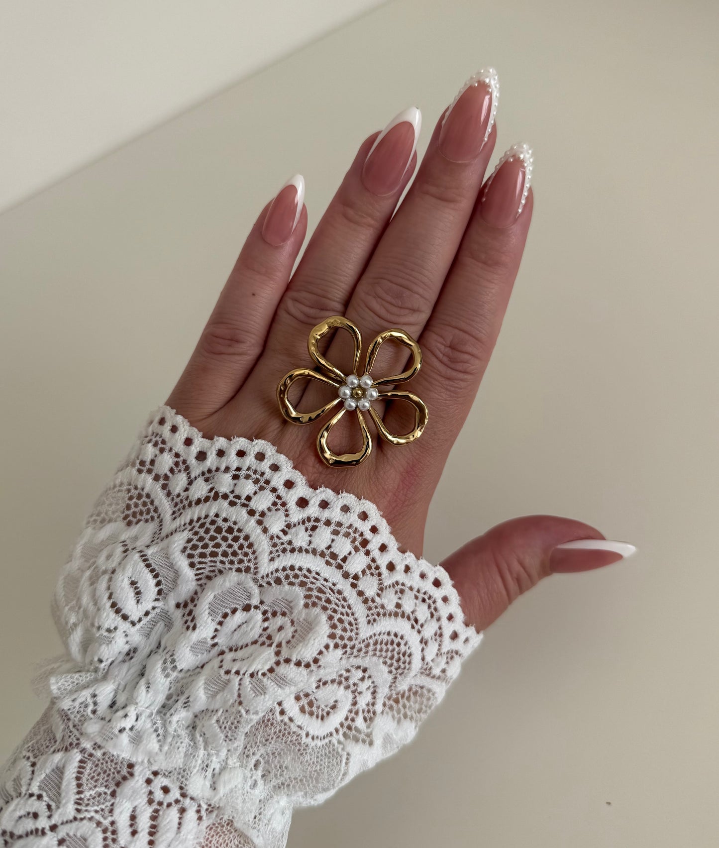 Bague Lolita  blanche