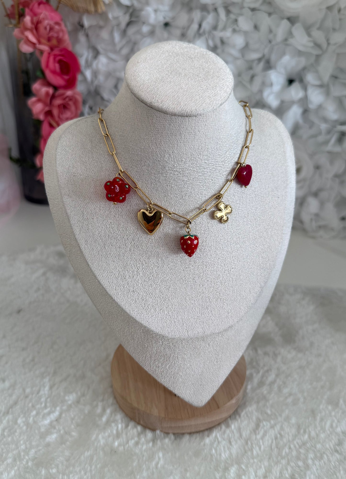 Collier Assia
