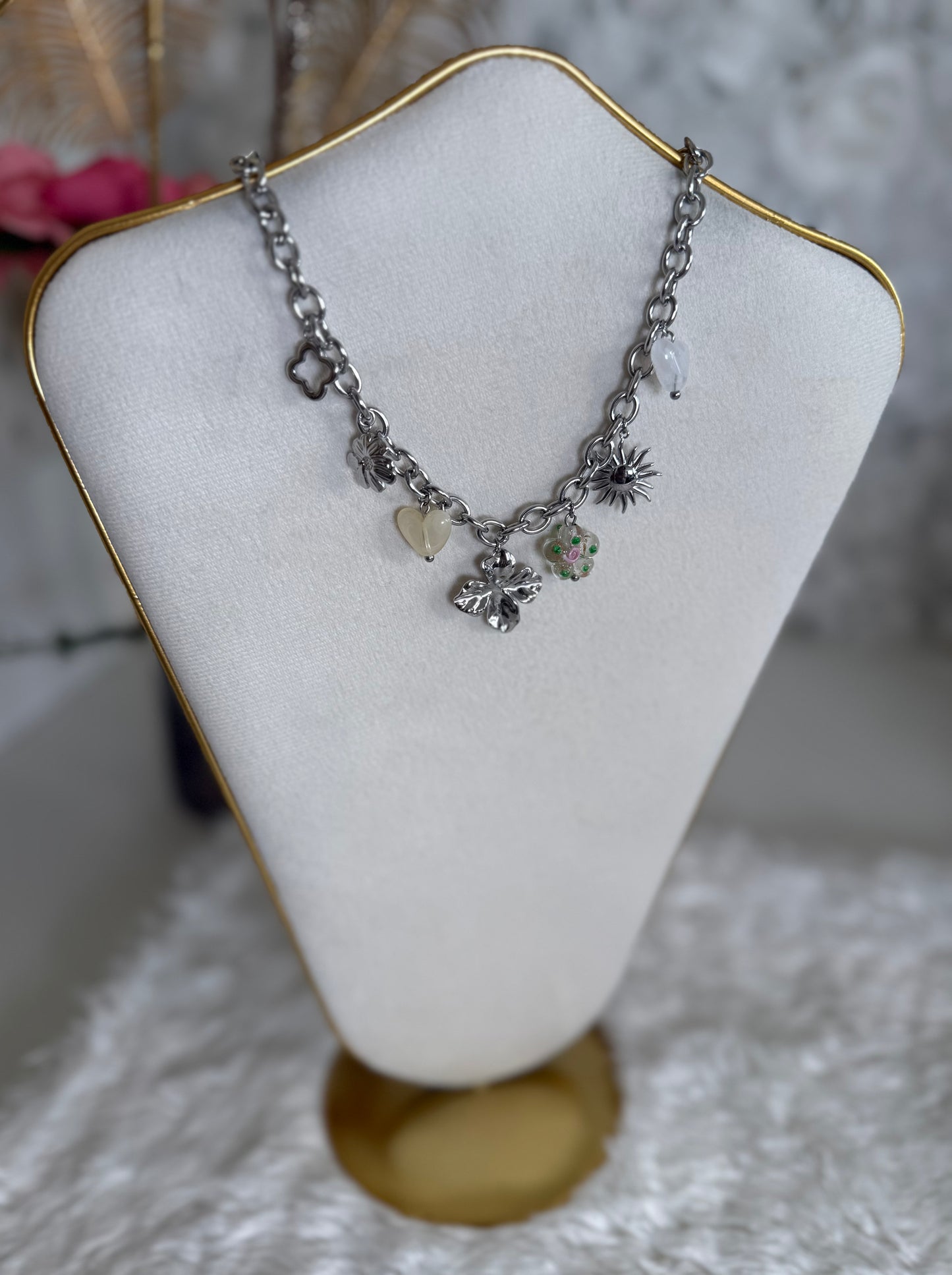 Bloom silver necklace