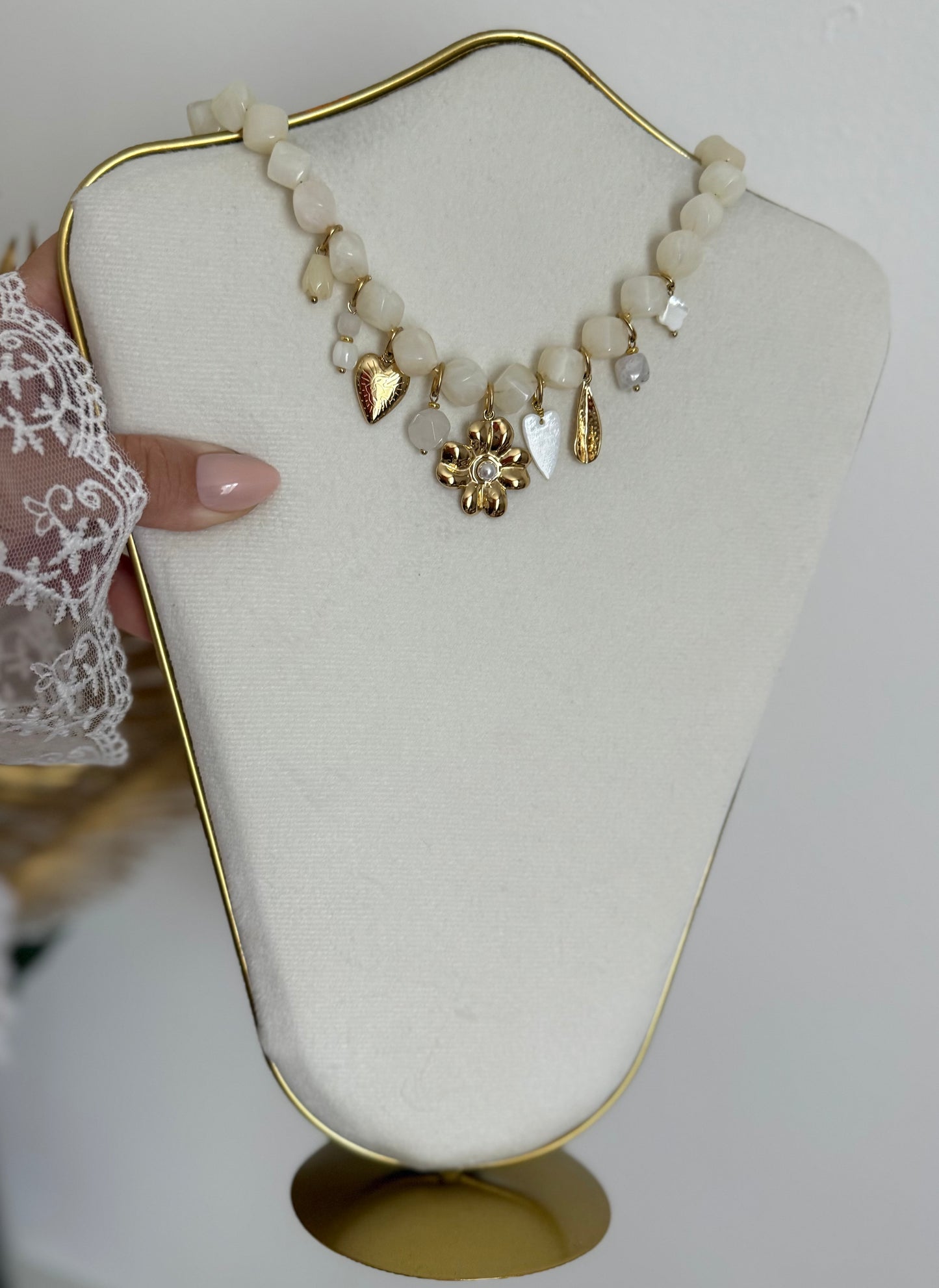 Collier Olivia