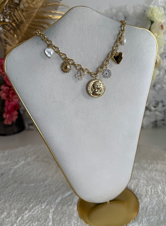 Collier Joyce