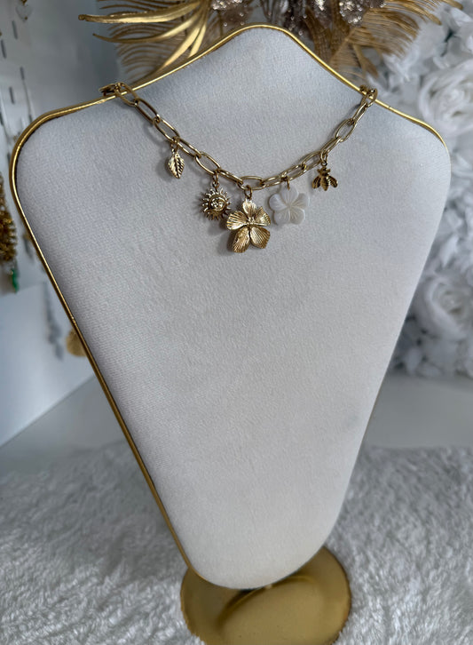 Collier Lyne
