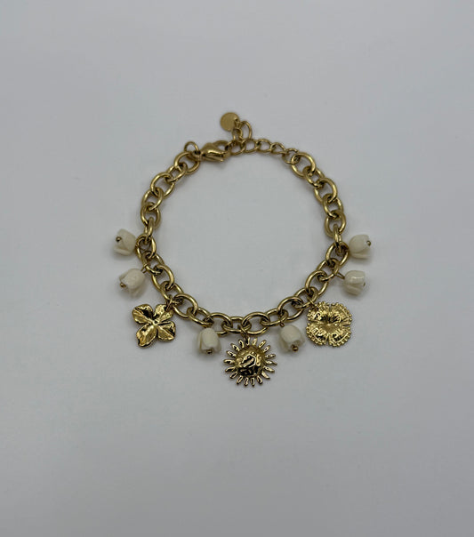 Noemie white bracelet