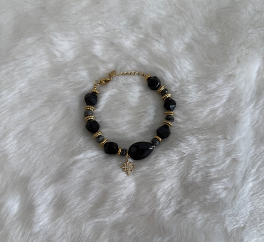 Selena black bracelet